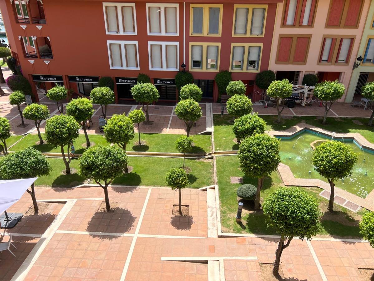 Apartment Puerto Marina Sotogrande