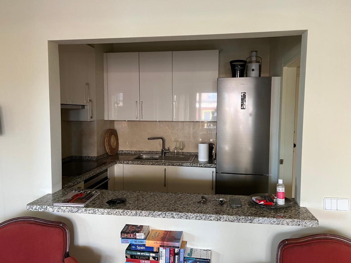 Puerto Marina Apartment